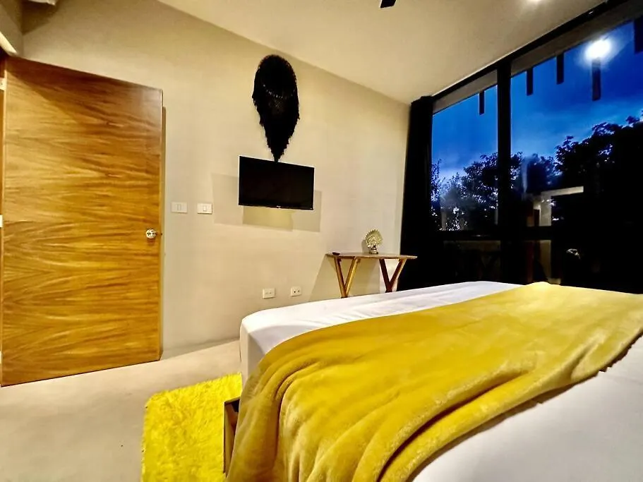*Tulum 2Br W/ Pool, Gym, Security, Walk To Town Apartment 0*, Tulum