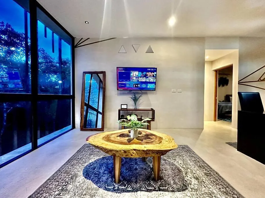 *Tulum 2Br W/ Pool, Gym, Security, Walk To Town Apartment Mexico